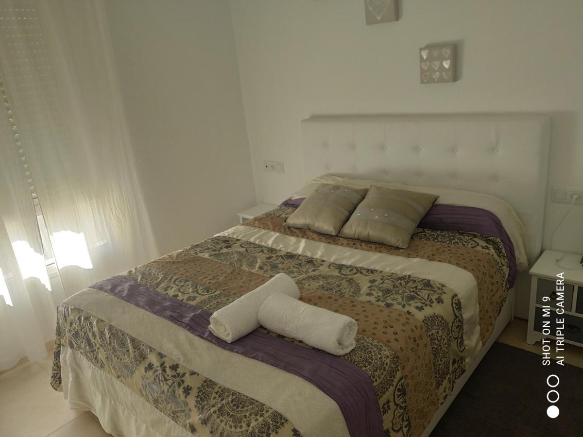 Atico De 1 Dormitorio En Pleno Centro Con Parking Ayamonte Exterior foto